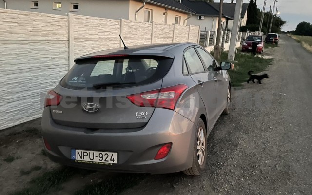 HYUNDAI i30 1.4 CRDi Business személygépkocsi - 1396cm3 Diesel 119712 3/6