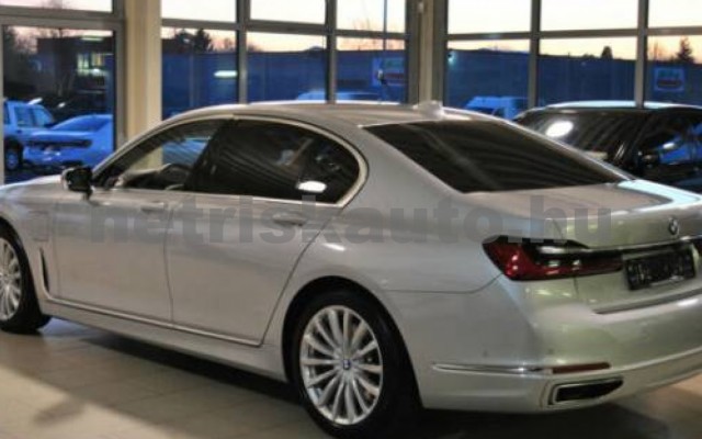 BMW 745 személygépkocsi - 2998cm3 Hybrid 117464 3/7