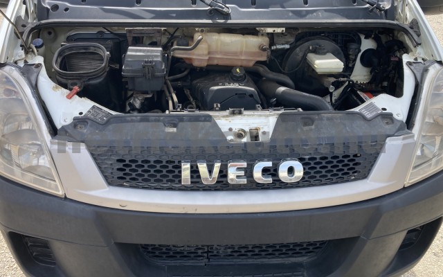 IVECO 35 35 S 14 V 3950 H2 tehergépkocsi 3,5t össztömegig - 2287cm3 Diesel 119671 5/9