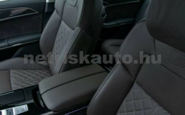 AUDI S8 személygépkocsi - 3996cm3 Benzin 117085 7/7