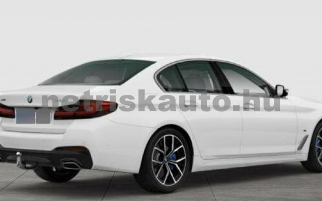BMW 545 személygépkocsi - 2998cm3 Hybrid 117402 1/3